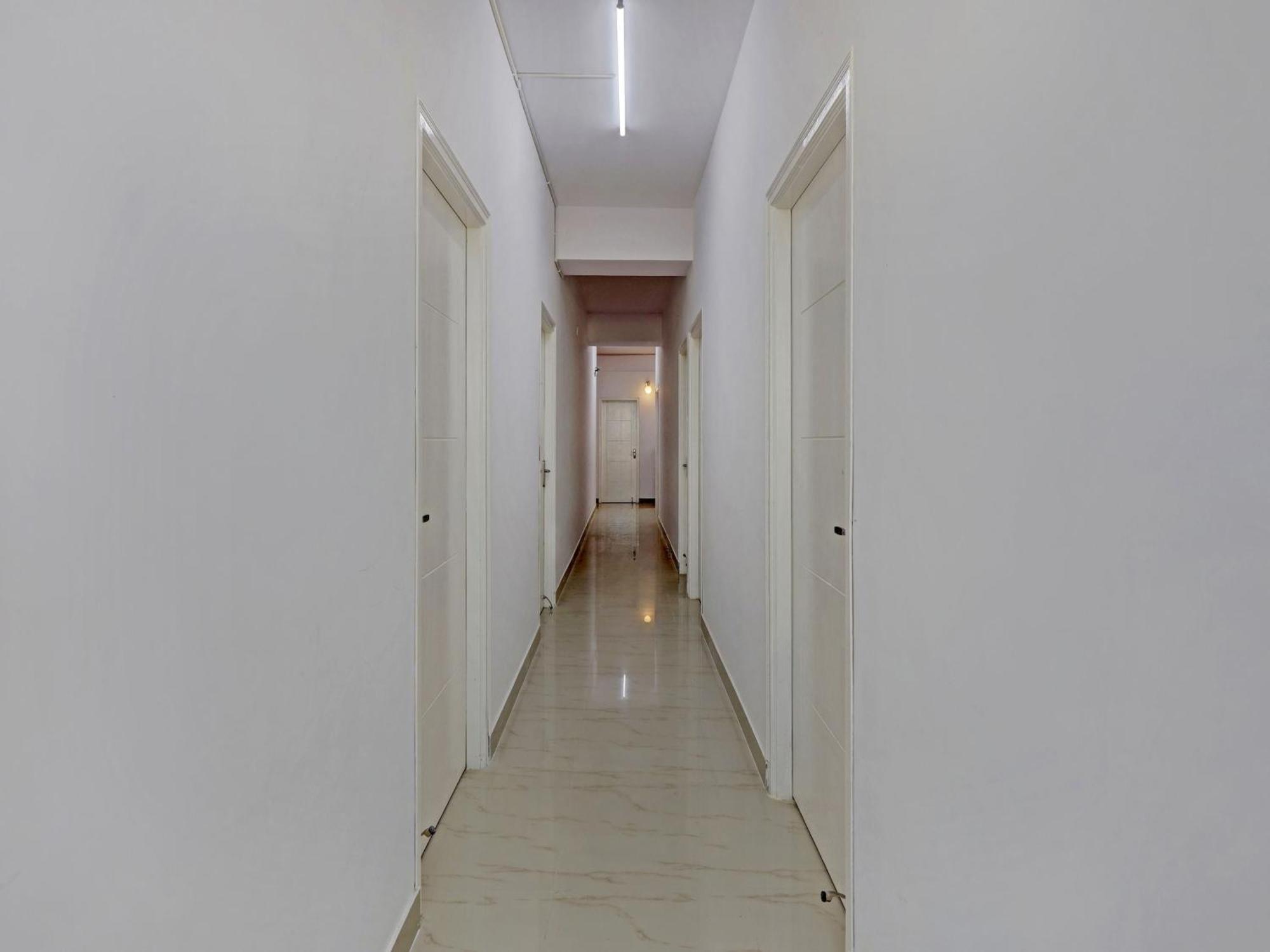 Hotel O Home Compact Studio Kr Puram Near Phoenix Marketcity Bangalore Bagian luar foto